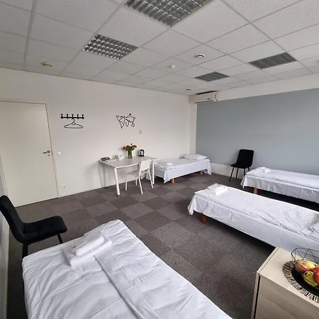 Room Near City Center Harbour Tallinn Exterior photo